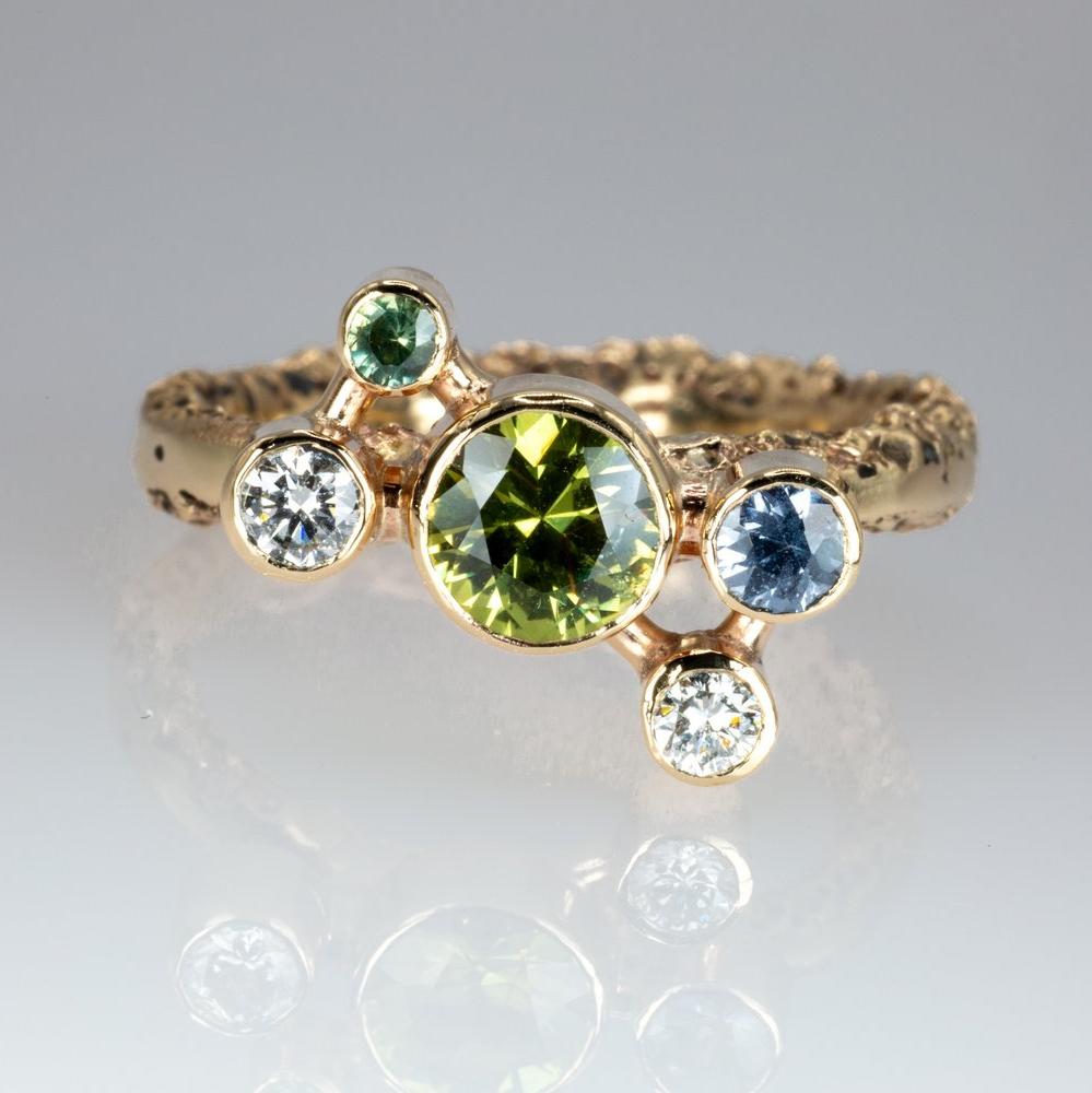 ATOMIUM RING 7 - Spinel, Sapphires and Diamonds