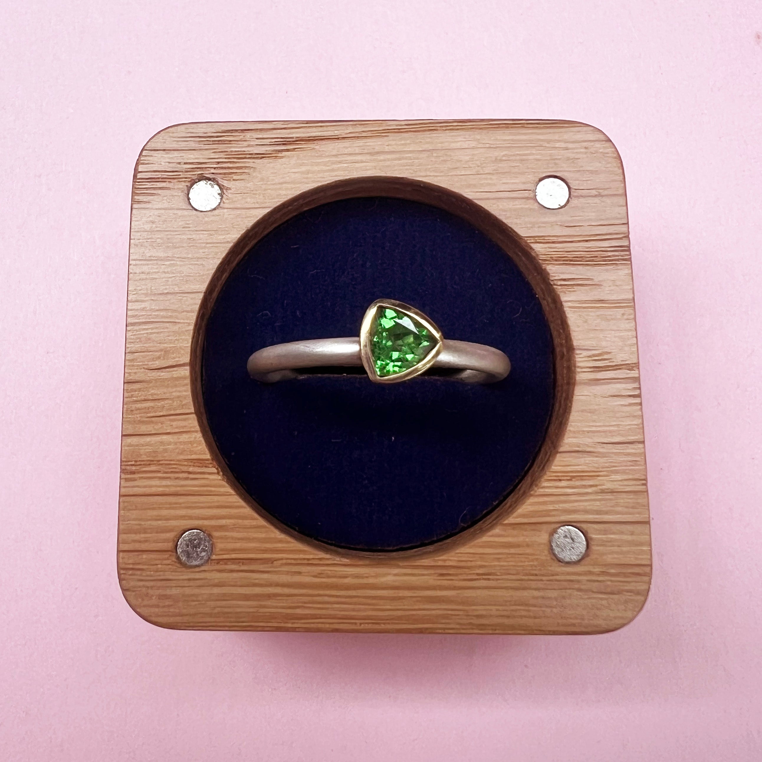 18ct Gold Set Tsavorite Garnet Ring