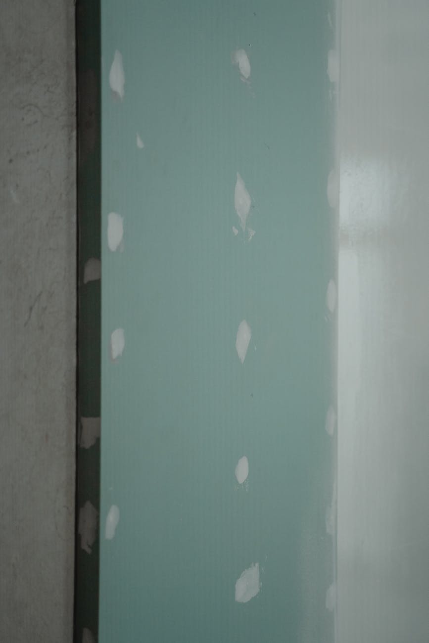Why Does Every Patch Job in Your Yuba City Home Eventually Crack and Peel? in Yuba City