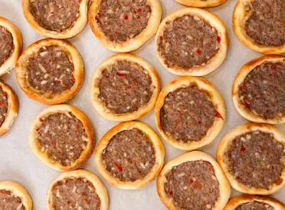 Esfiha Carne ou Queijo