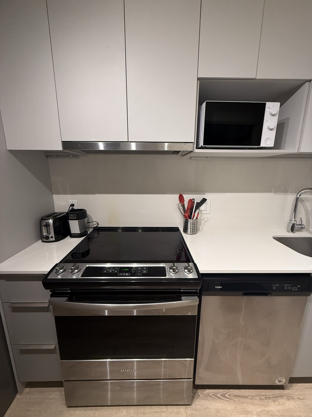 Lease Transfer - Studio Old Port — foto 2 de 6