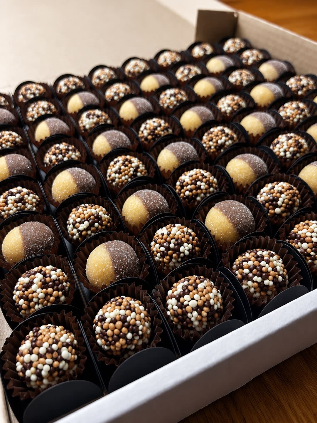 Brigadeiros Gourmet Artesanais | veja o Instagram — foto 3 de 6