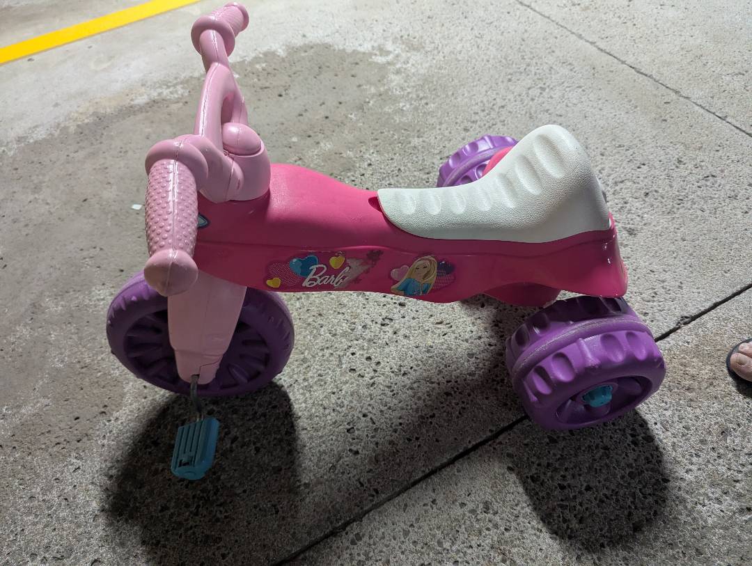 Triciclo da Barbie — foto 2 de 3