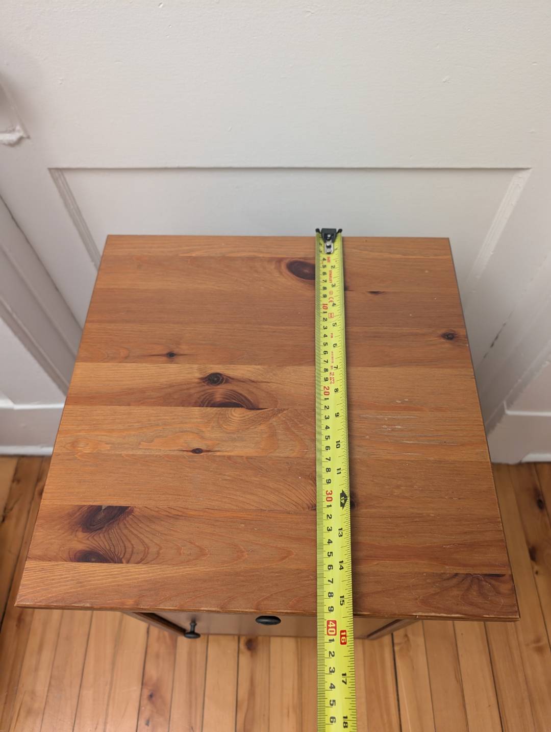 Hemnes nightstand — foto 2 de 3