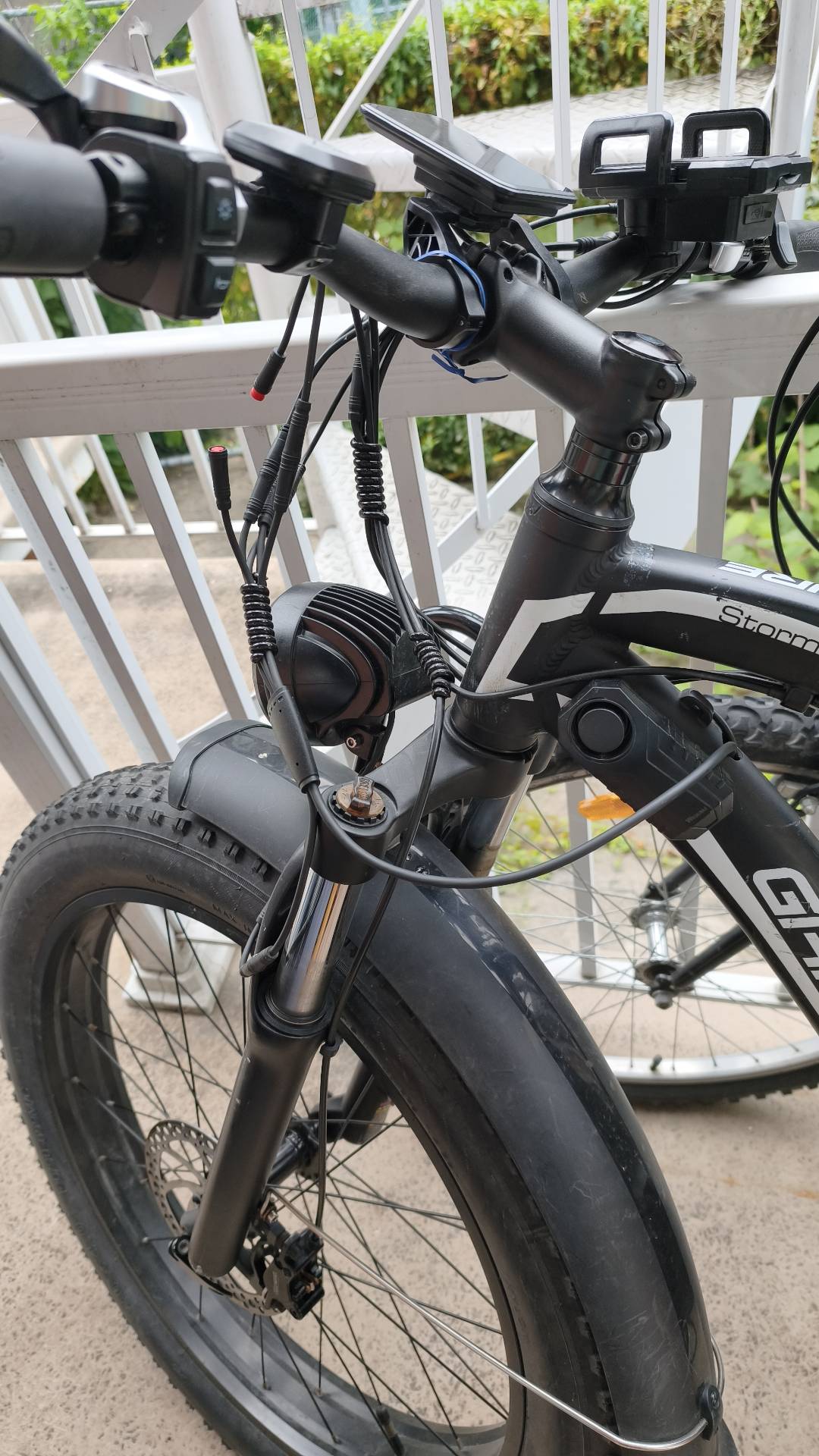 Bicicleta elétrica Ebycco V7 — foto 2 de 2