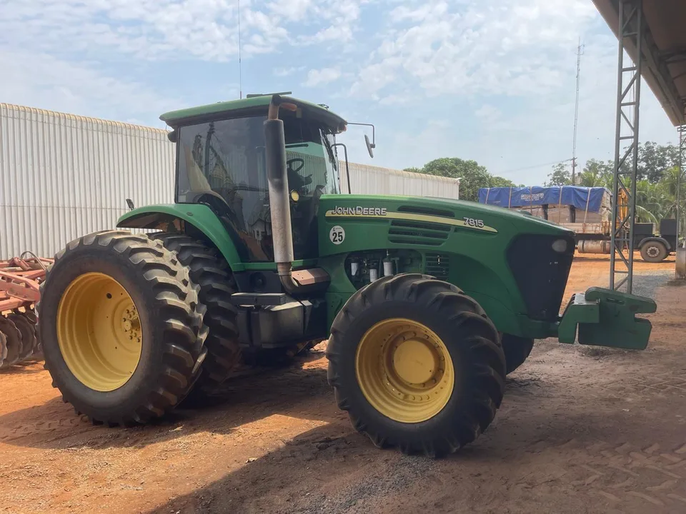 john-deere John Deere 7815 — foto 1