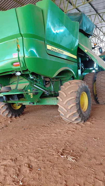 john-deere JD S670 — foto 1