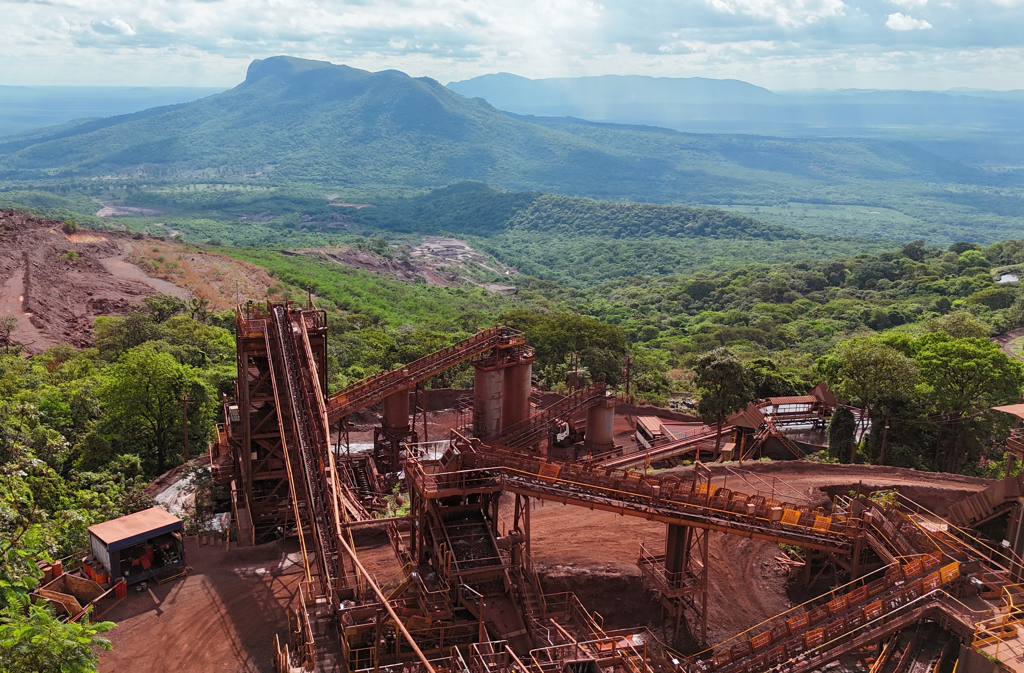 LHG Mining (MCR) — Mina Urucum 2