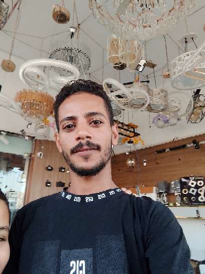مصطفى حسن — صورة 4