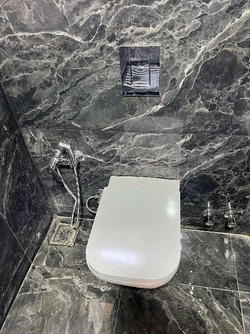 عماد منير — صورة 2