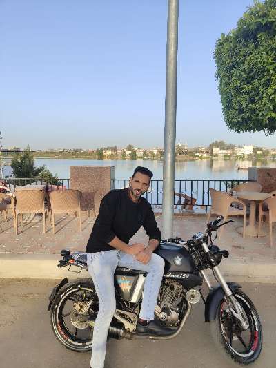 عمر عبدالعزيز — صورة 3