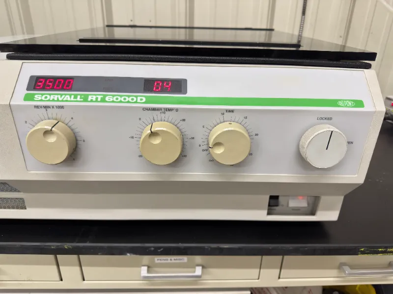 Thermo Scientific RT6000D Refrigerated Benchtop Centrifuge thumbnail 4