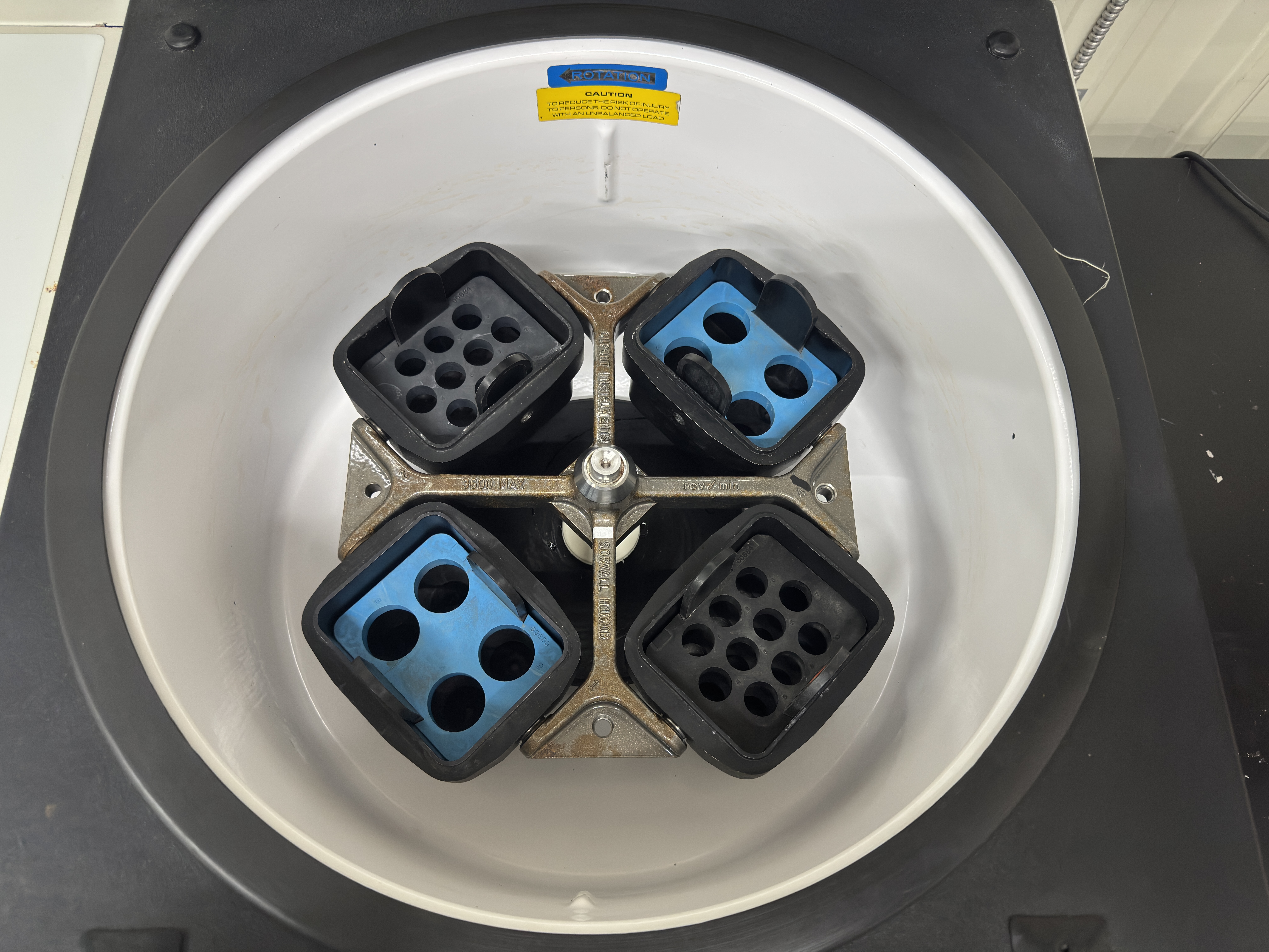 Thermo Scientific RT6000D Refrigerated Benchtop Centrifuge thumbnail 5