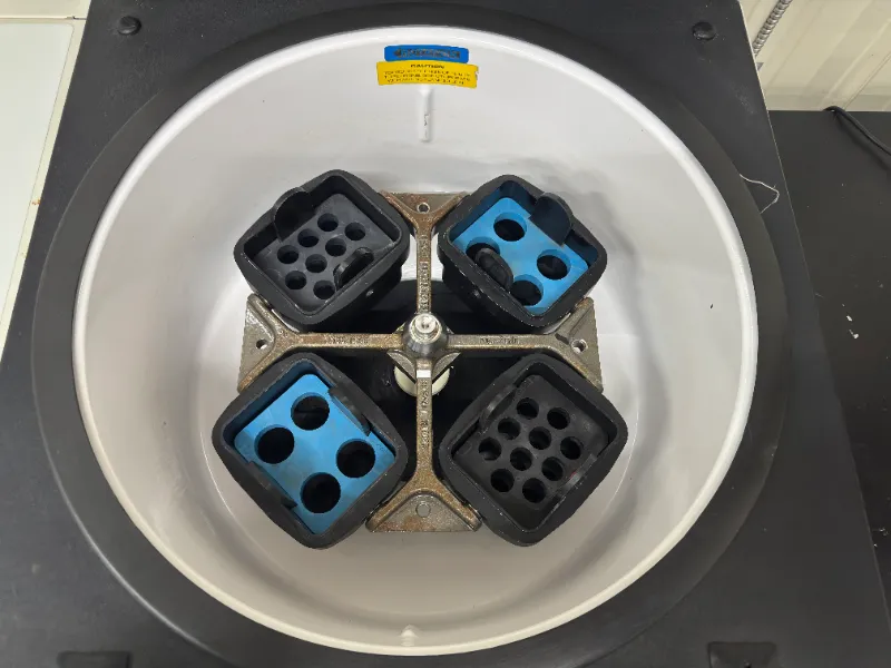 Thermo Scientific RT6000D Refrigerated Benchtop Centrifuge thumbnail 5