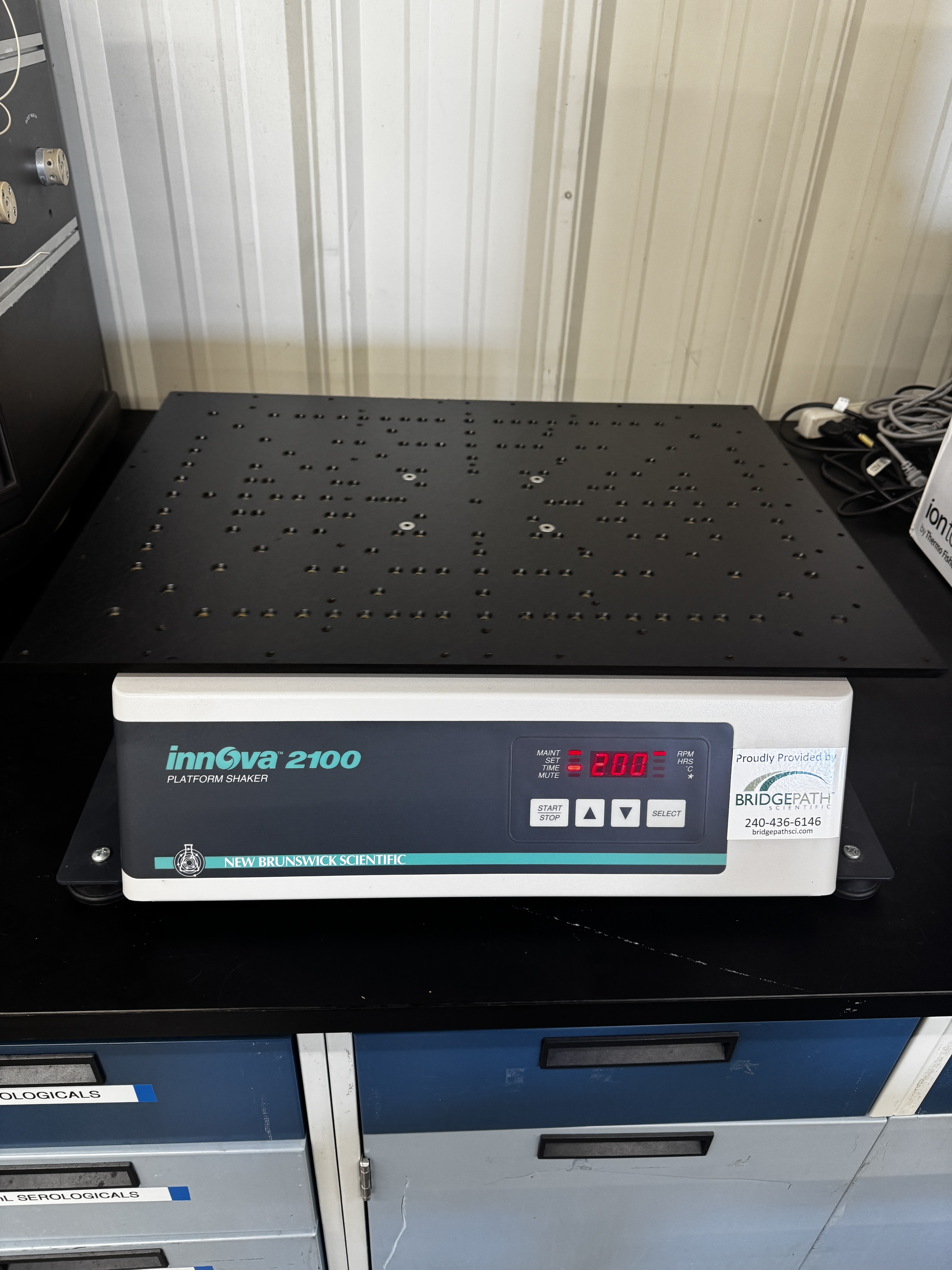 Eppendorf NBS Innova 2100 (2150) Open Air Shaker