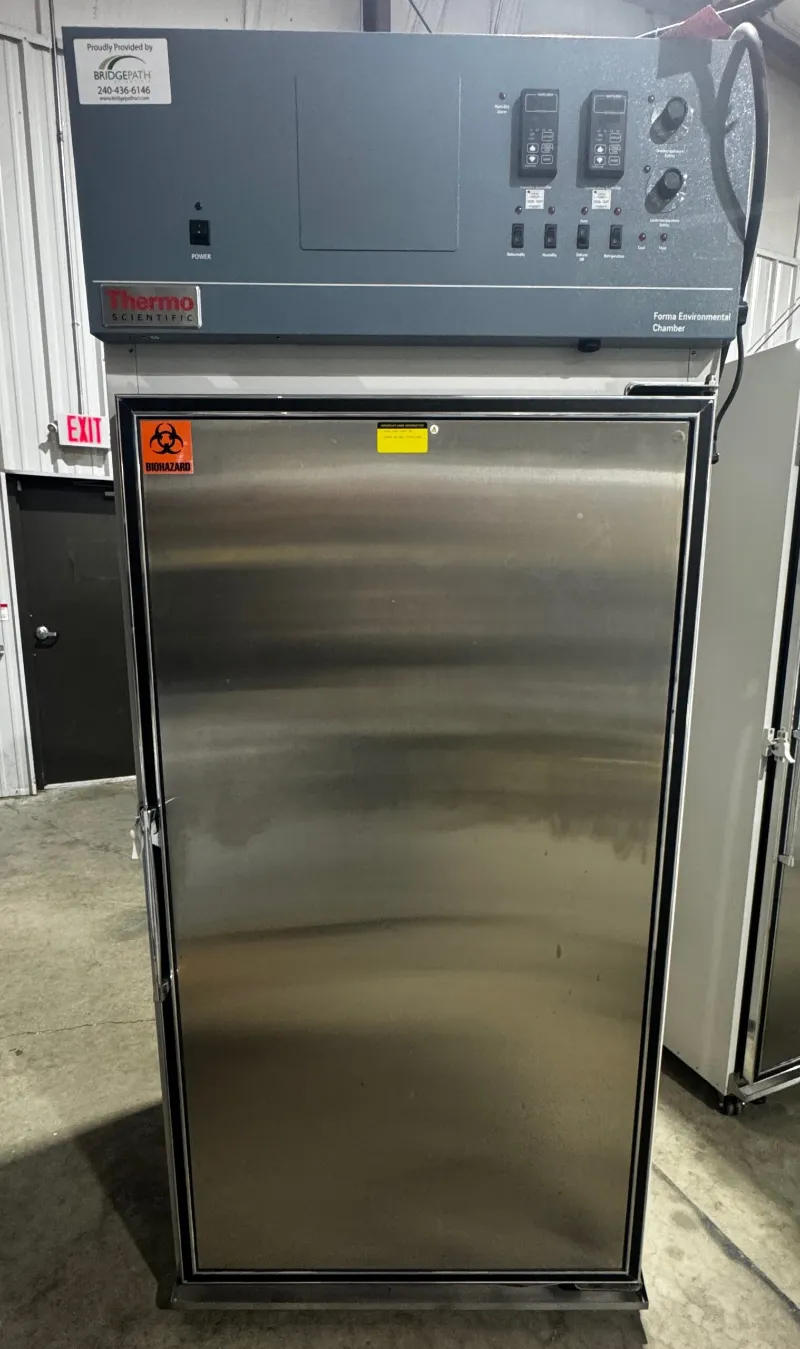Thermo Scientific 3940 Environmental Chamber thumbnail 8