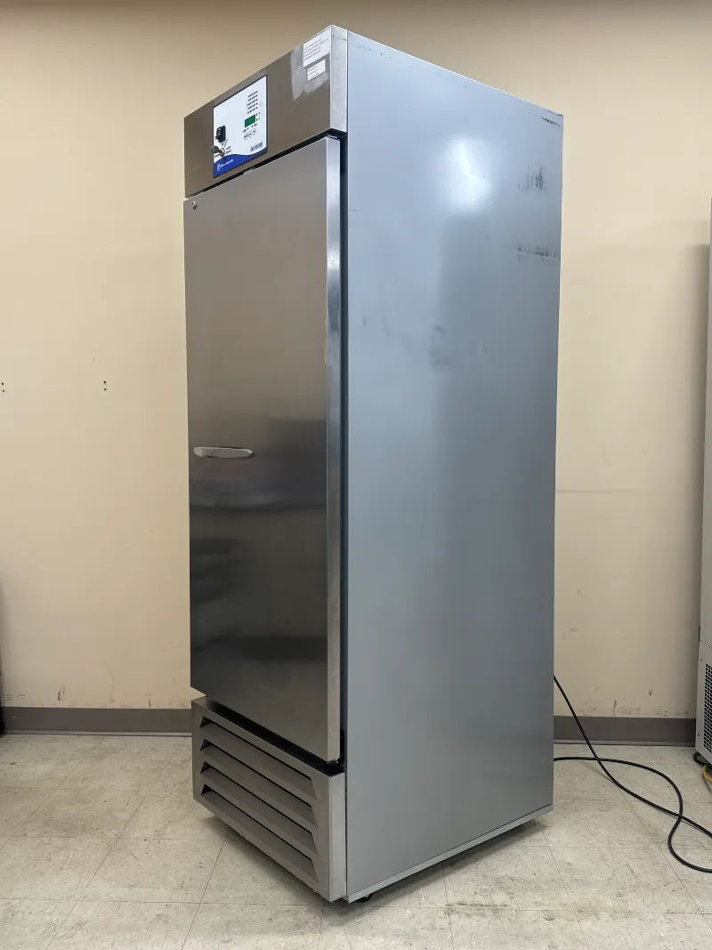 Fisher Scientific Isotemp 4ºC Refrigerator, Model MR25SS-SARE-FS thumbnail 2