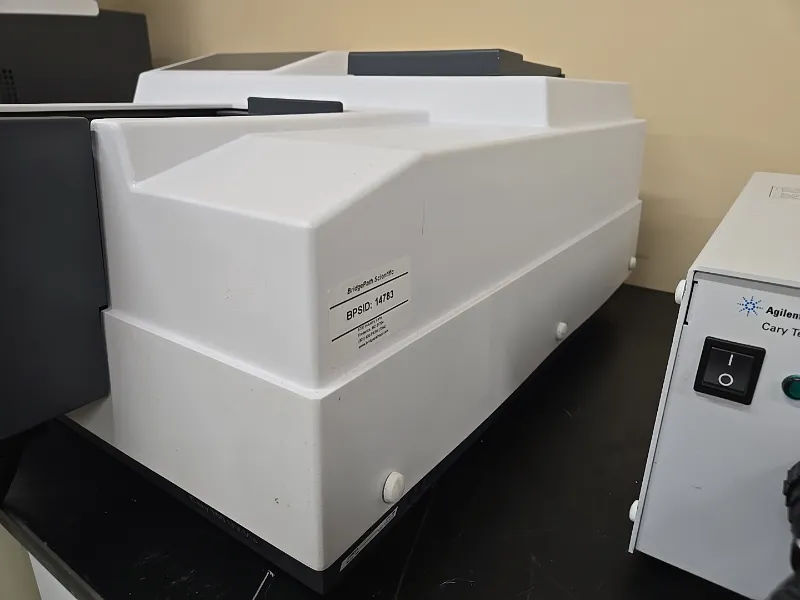 Agilent G9821A Cary 100 UV-Vis Spectrophotometer thumbnail 7