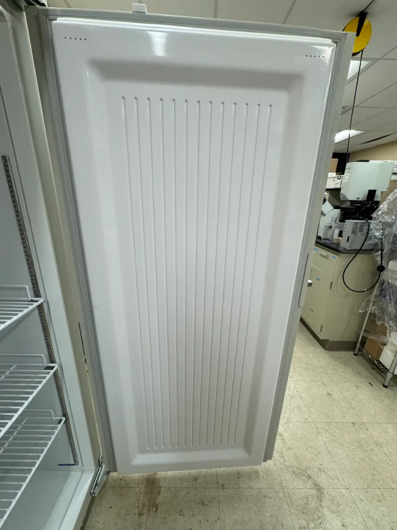 Panasonic MDF-U731-PA 22 cu ft. -15°C to -30°C Biomedical Freezer thumbnail 7