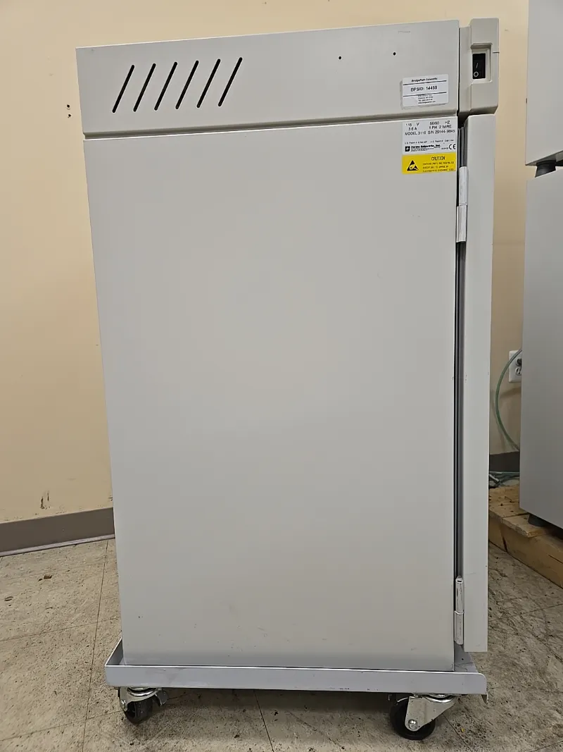 Thermo Scientific FORMA 3110 Water-Jacketed CO2 Cell/Tissue Culture Incubator thumbnail 7