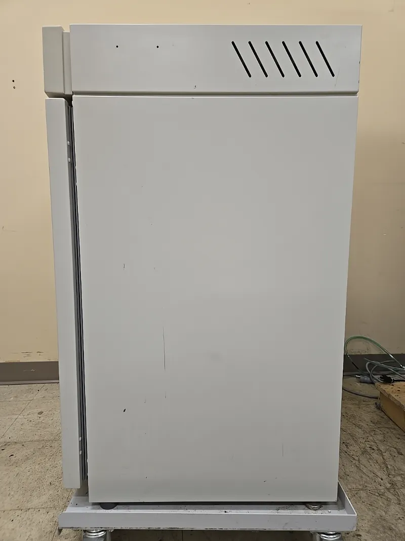 Thermo Scientific FORMA 3110 Water-Jacketed CO2 Cell/Tissue Culture Incubator thumbnail 6