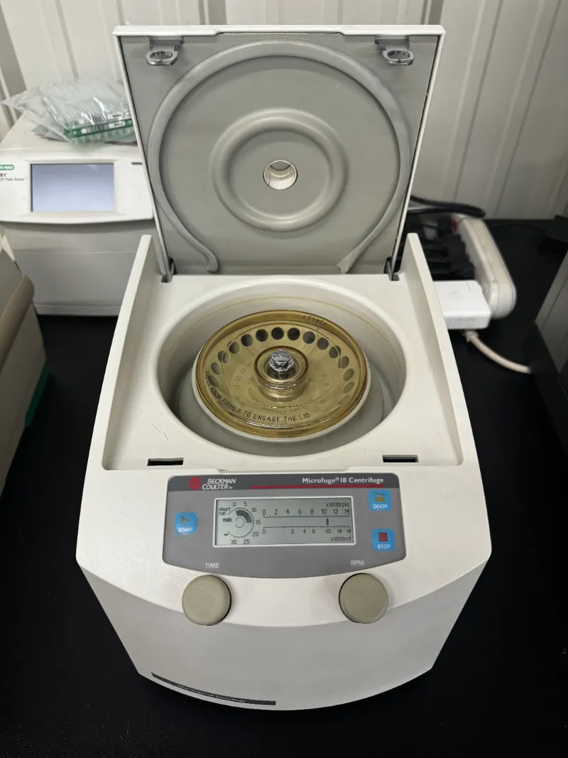 Beckman 367160 Microfuge 18 Centrifuge