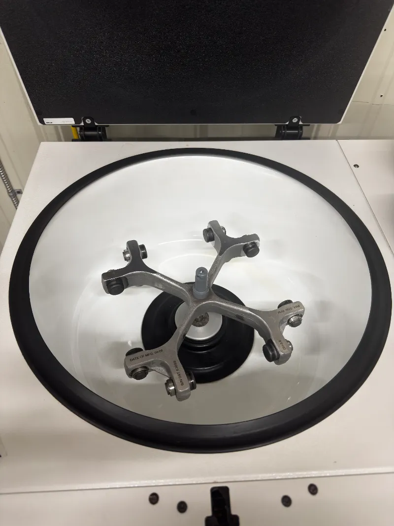 Beckman 6R Refrigerated Benchtop Centrifuge thumbnail 4