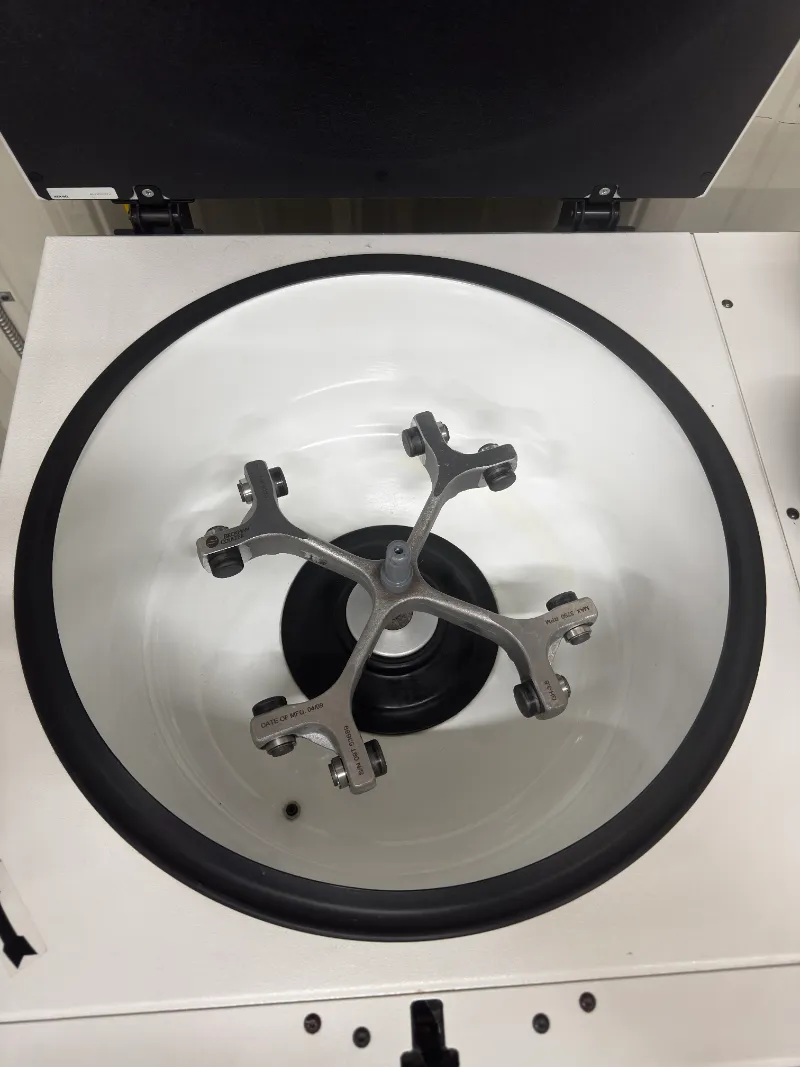 Beckman 6R Refrigerated Benchtop Centrifuge thumbnail 5
