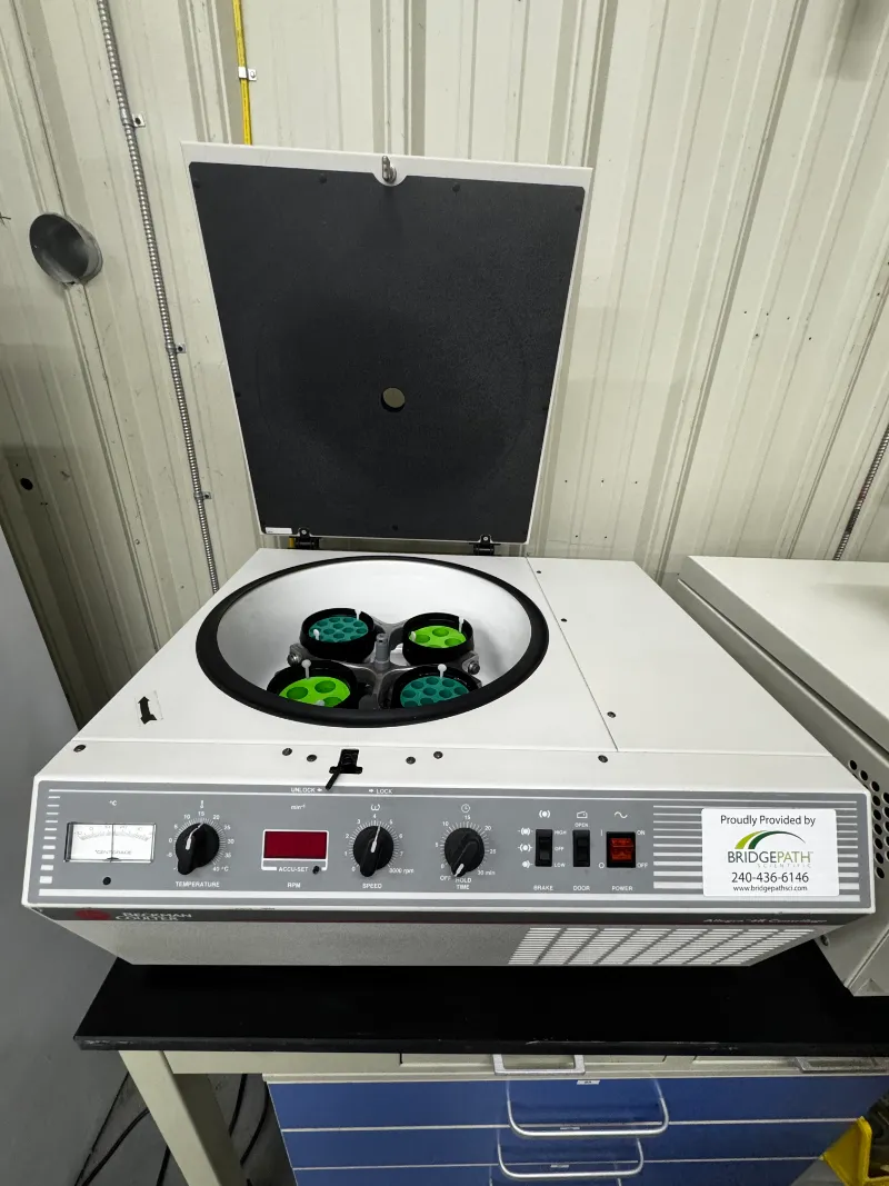 Beckman 6R Refrigerated Benchtop Centrifuge