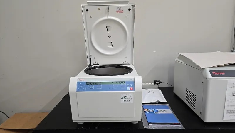 Thermo Scientific ST-16 Ventilated Benchtop Centrifuge thumbnail 10