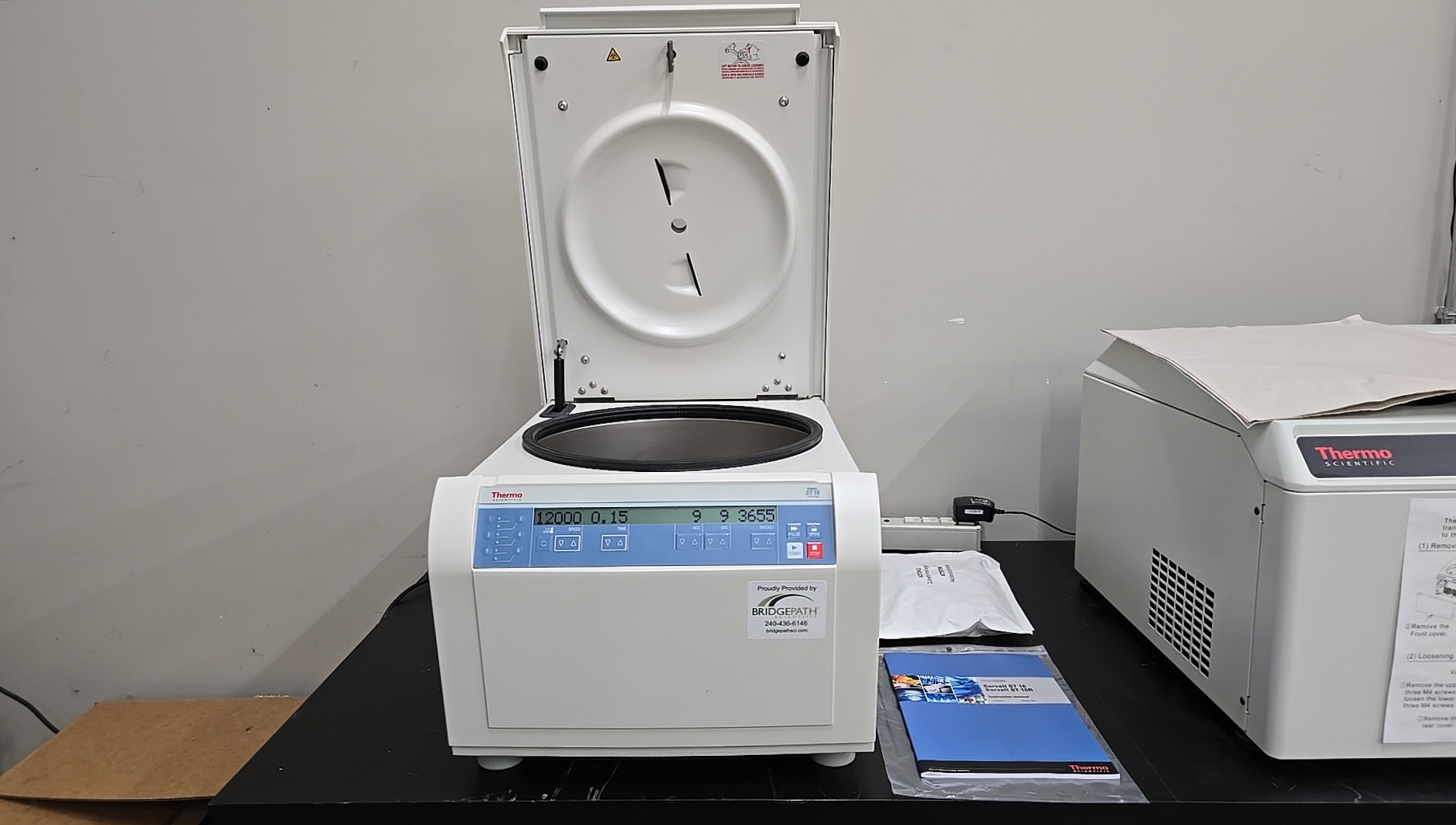 Thermo Scientific ST-16 Ventilated Benchtop Centrifuge thumbnail 10