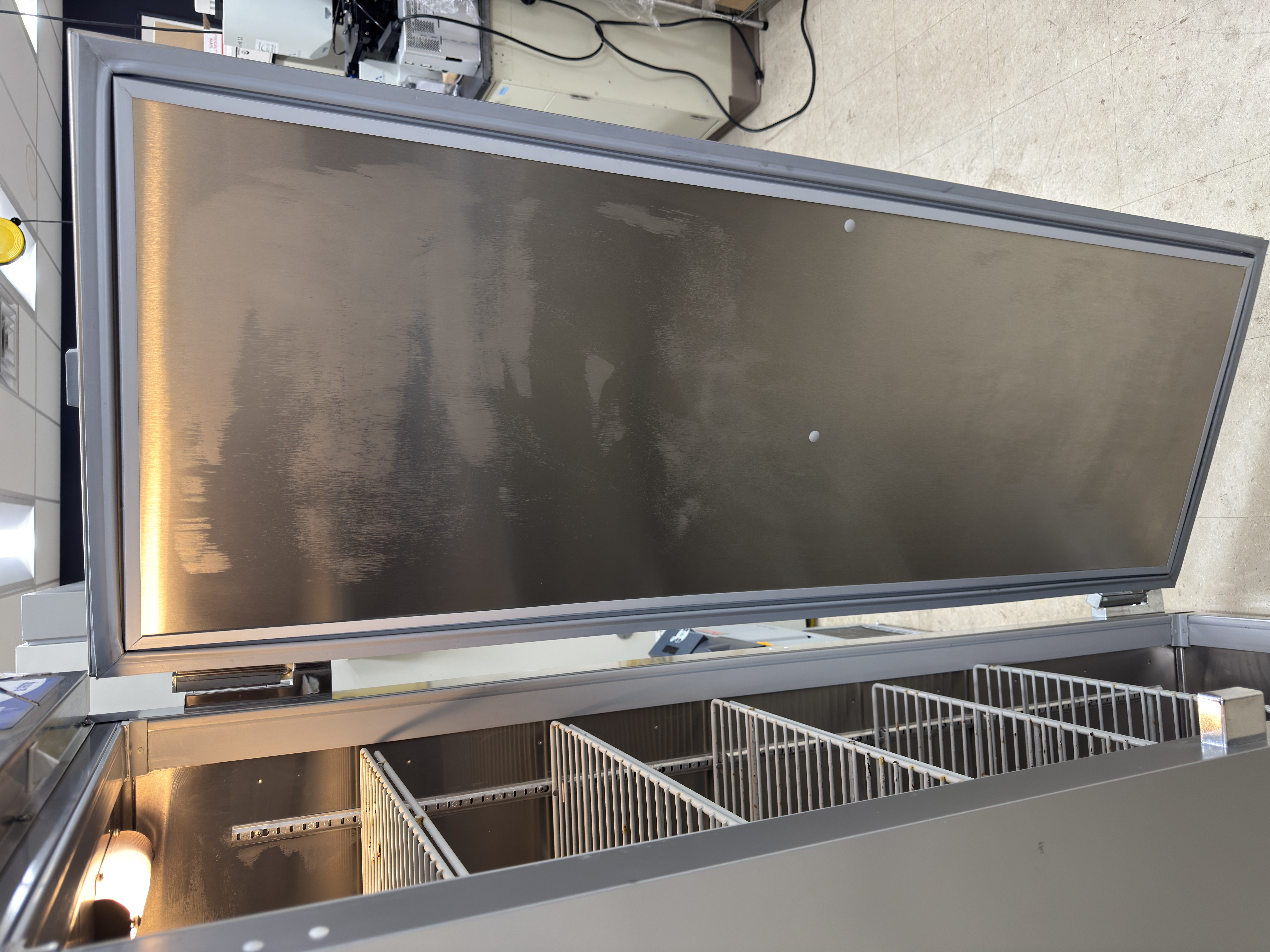 Thermo Scientific 24 cu.ft. (11-670-202) MF25SS-SAEE-FS -20C Lab Freezer thumbnail 3