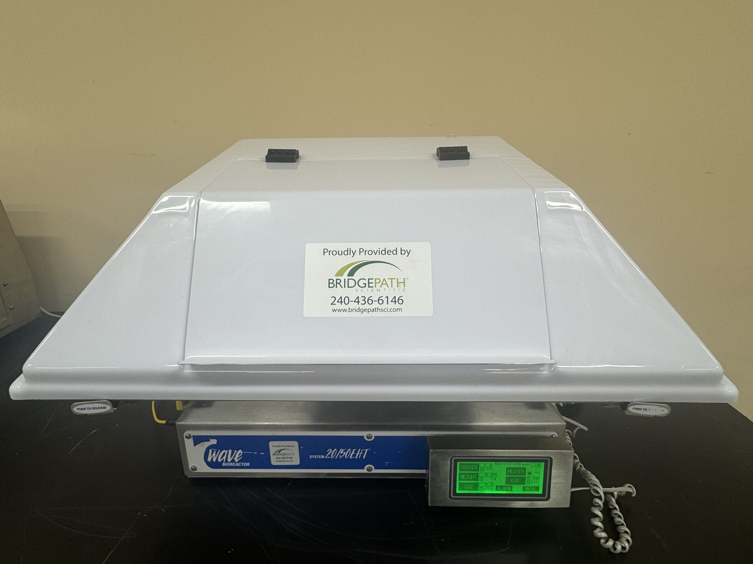 GE WAVE Bioreactor 20/50 EHT system