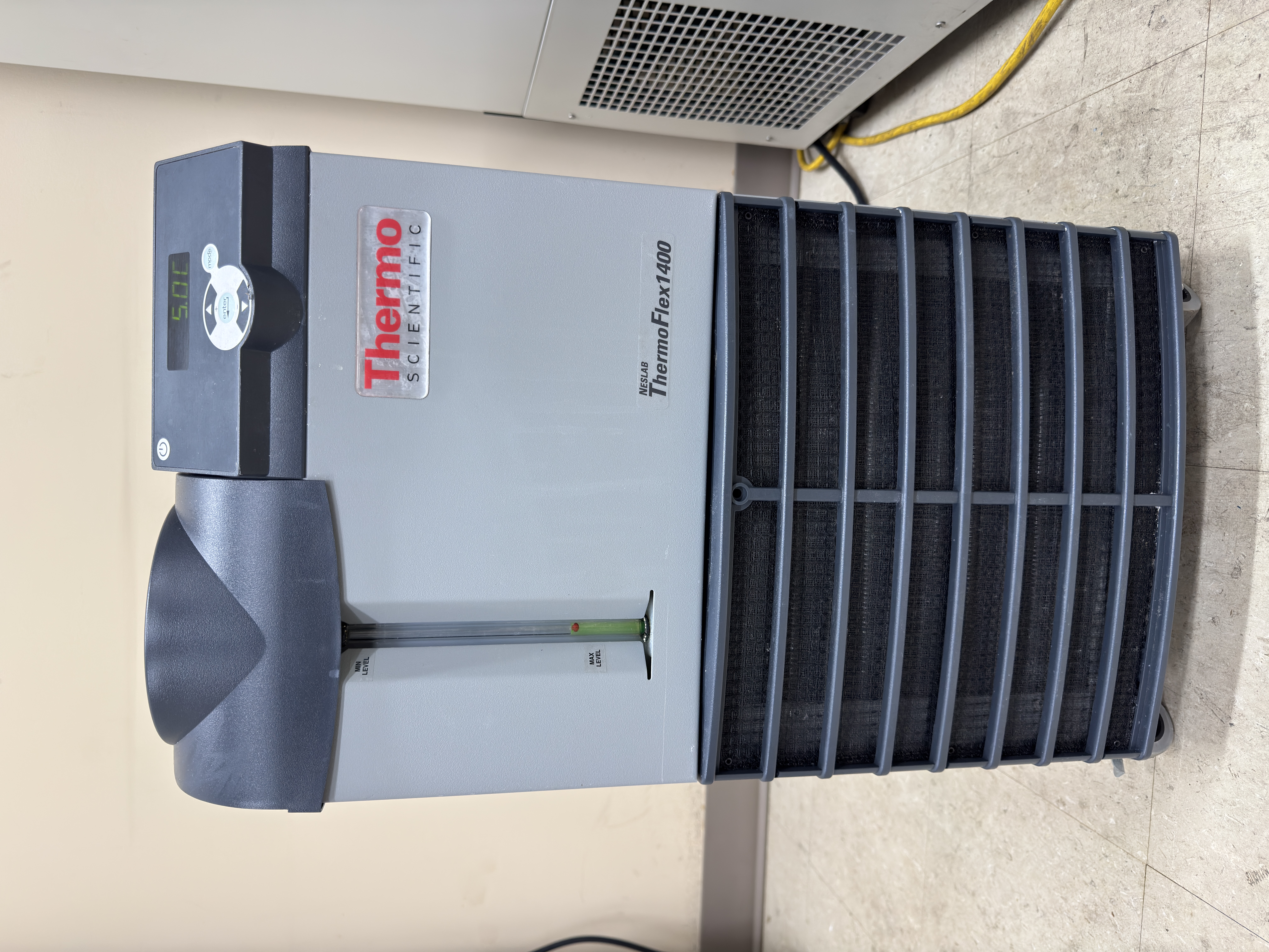 Thermo Scientific ThermoFlex 1400 Recirculating Chiller thumbnail 2