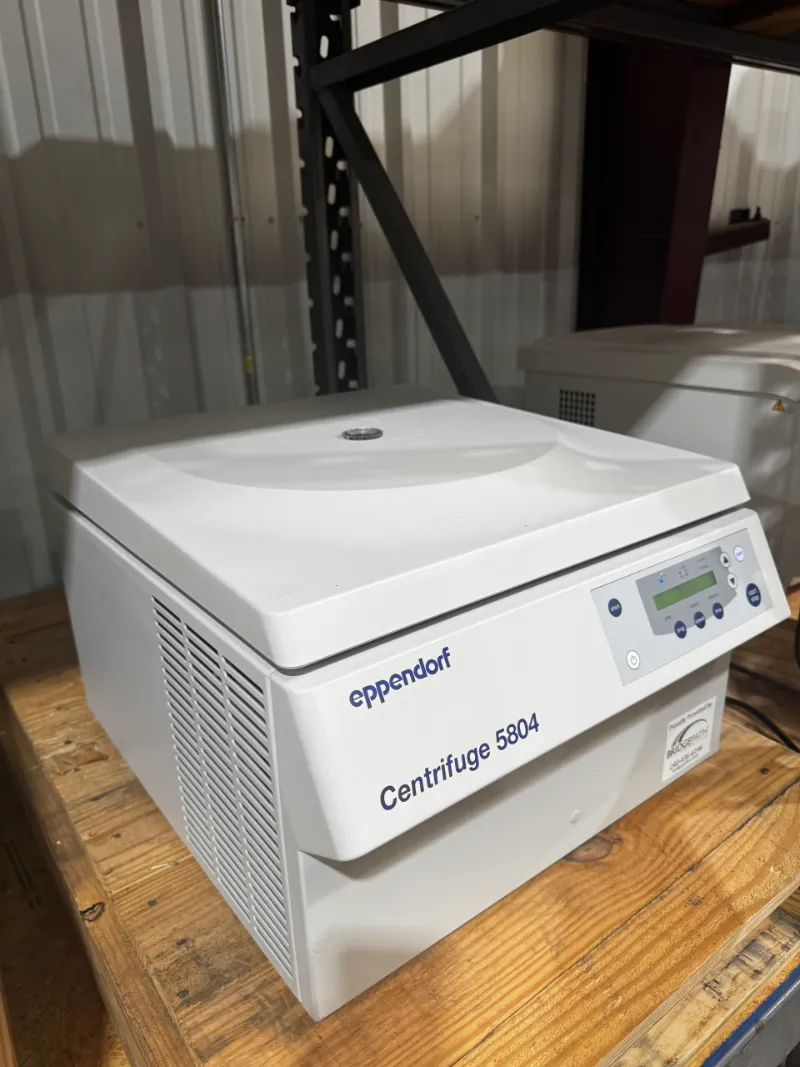 Eppendorf 5804 Benchtop Centrifuge thumbnail 3