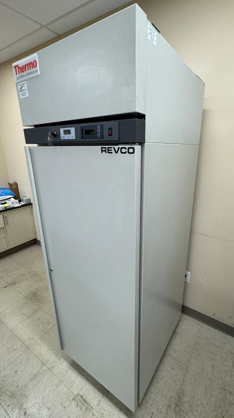 Thermo Scientific REL2304A21 23 cu.ft. Refrigerator thumbnail 3