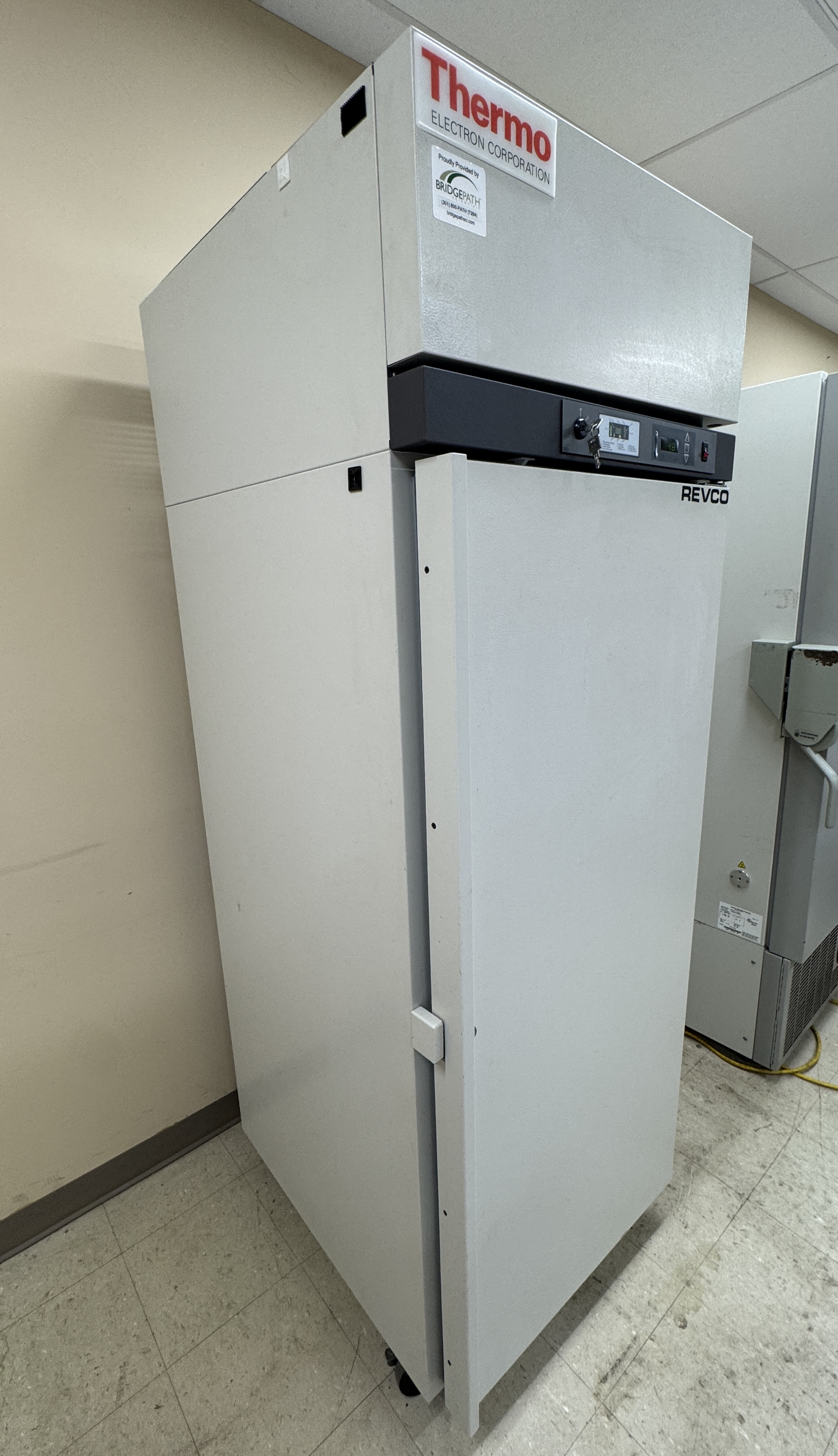 Thermo Scientific REL2304A21 23 cu.ft. Refrigerator thumbnail 2