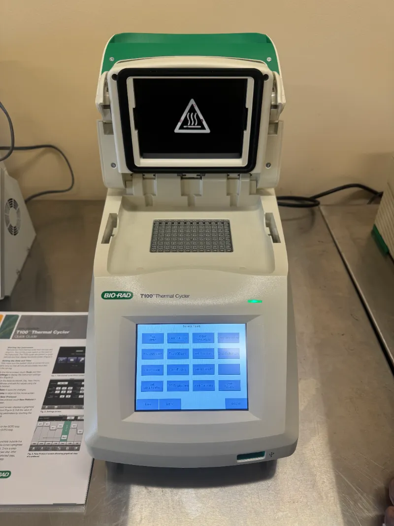 Bio-Rad T100 Thermal Cycler with 96 - well, x 0.2 ml PCR Block