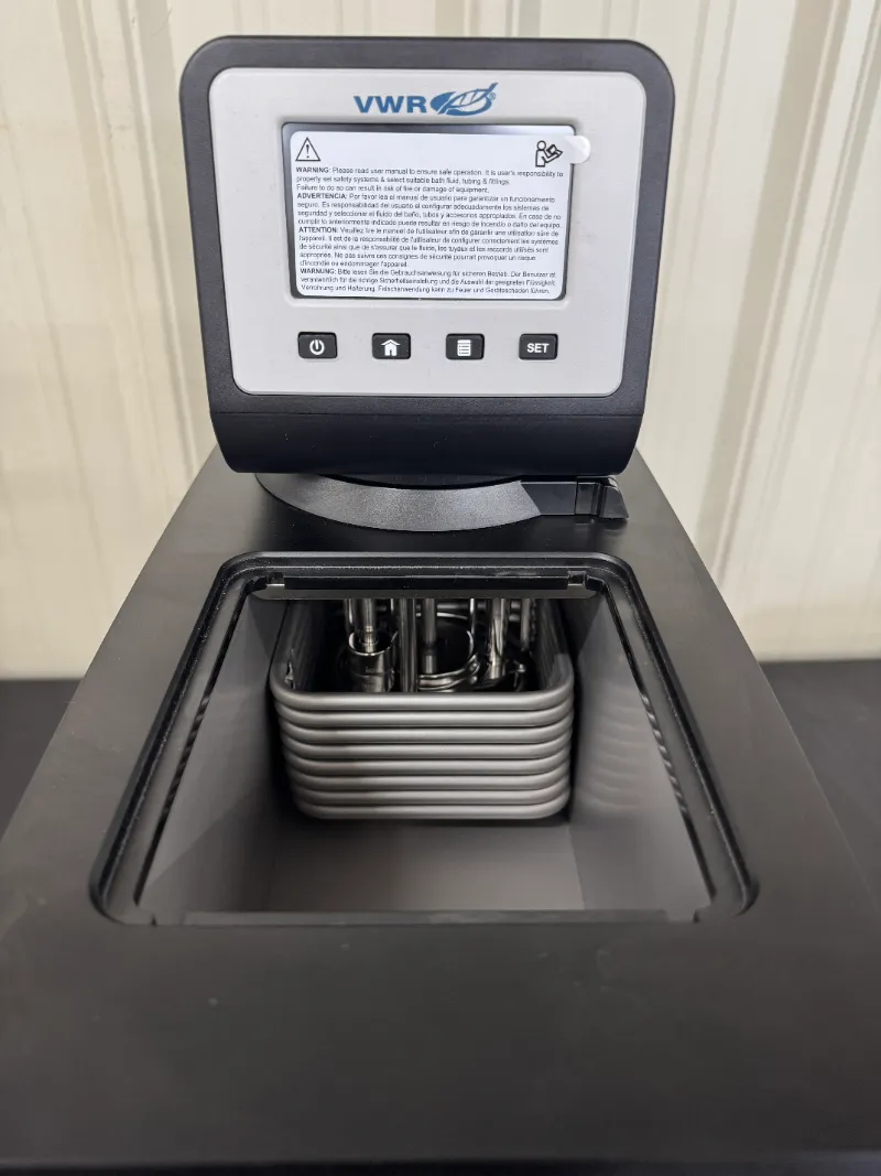 VWR 7-Liter Refrigerated/Heating AP07R-20-V11B Circulating Bath (Advanced Programmable)