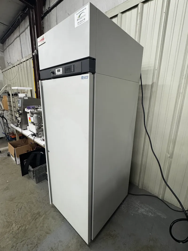 Thermo Fisher Revco UEN2320A19 23 cu.ft. -20C Freezer thumbnail 4