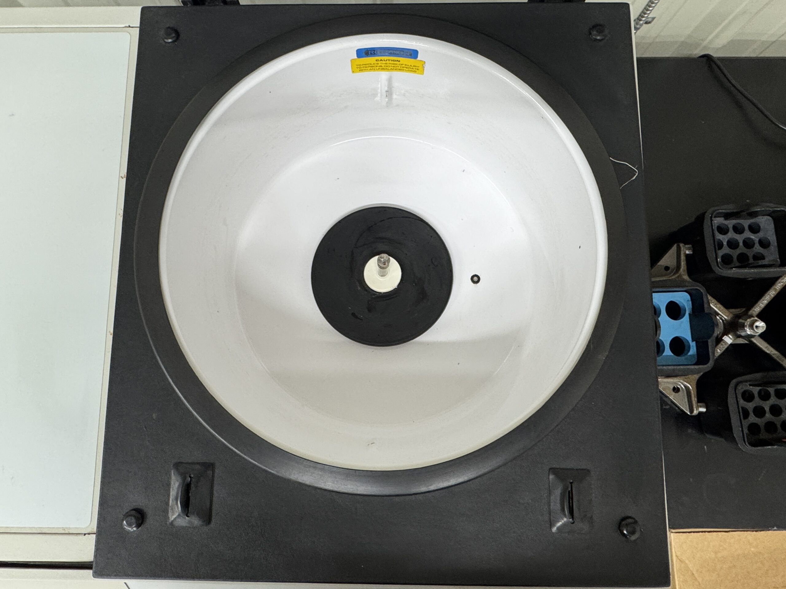 Thermo Scientific RT6000D Refrigerated Benchtop Centrifuge thumbnail 6