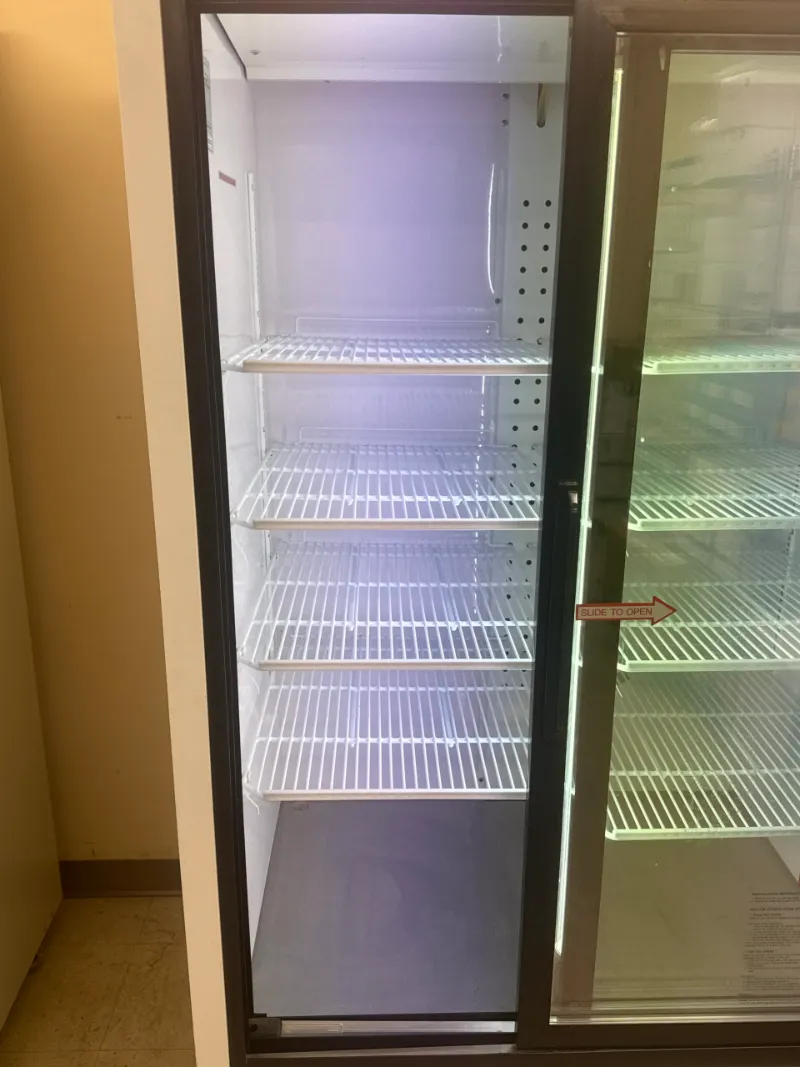 Turbo Air TGM-35R 4C Sliding Glass Door Refrigerator thumbnail 8