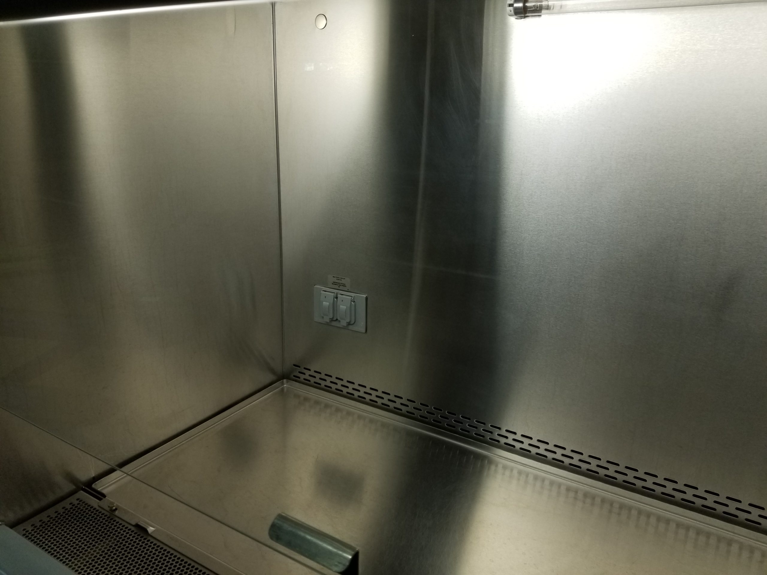 Nuaire NU-S425-600 6FT Class A2 Bio Safety Cabinet thumbnail 3