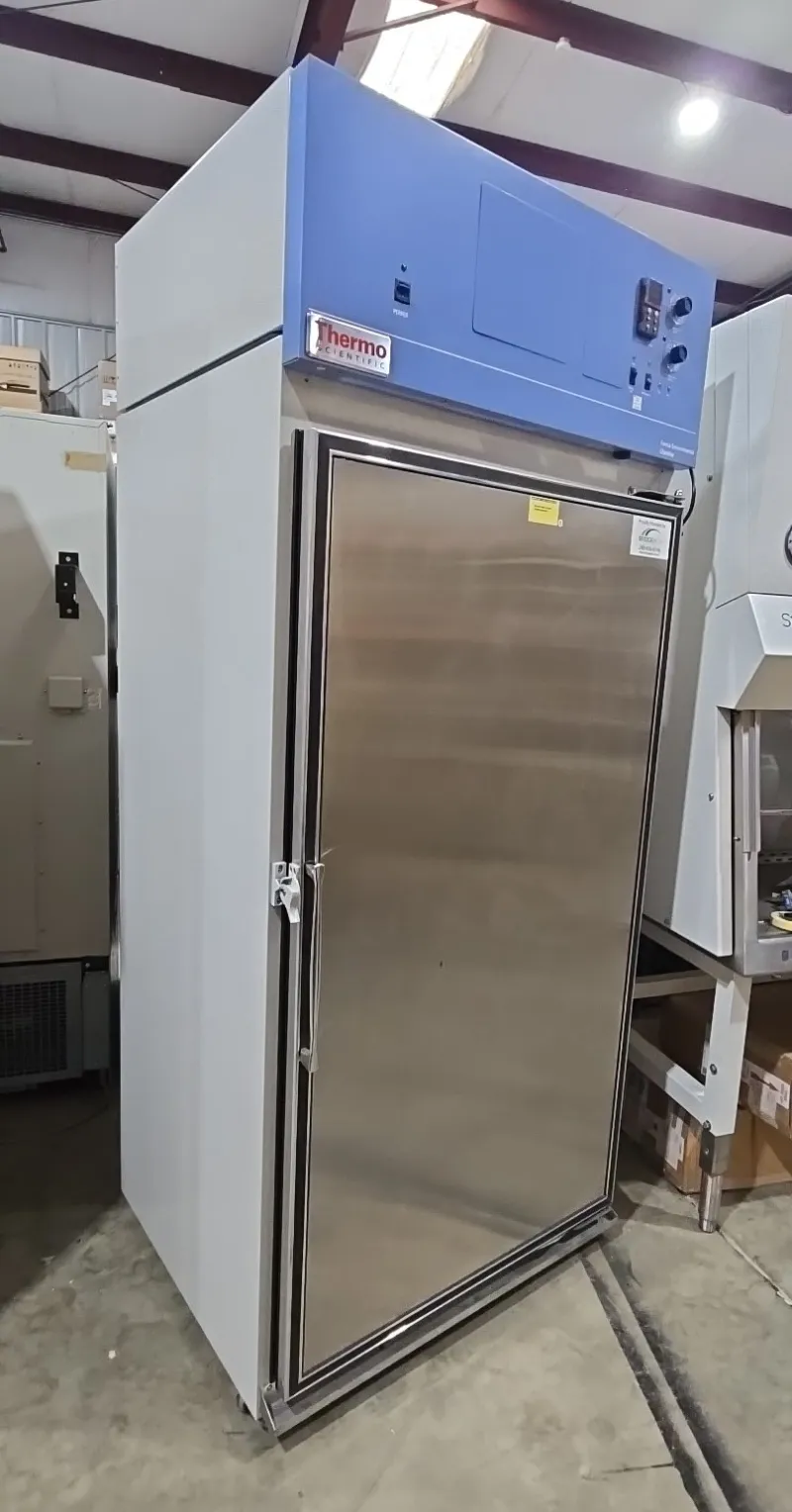 Thermo Scientific 29 cu.ft. Forma 3920 Refrigerated Environmental Chamber thumbnail 5