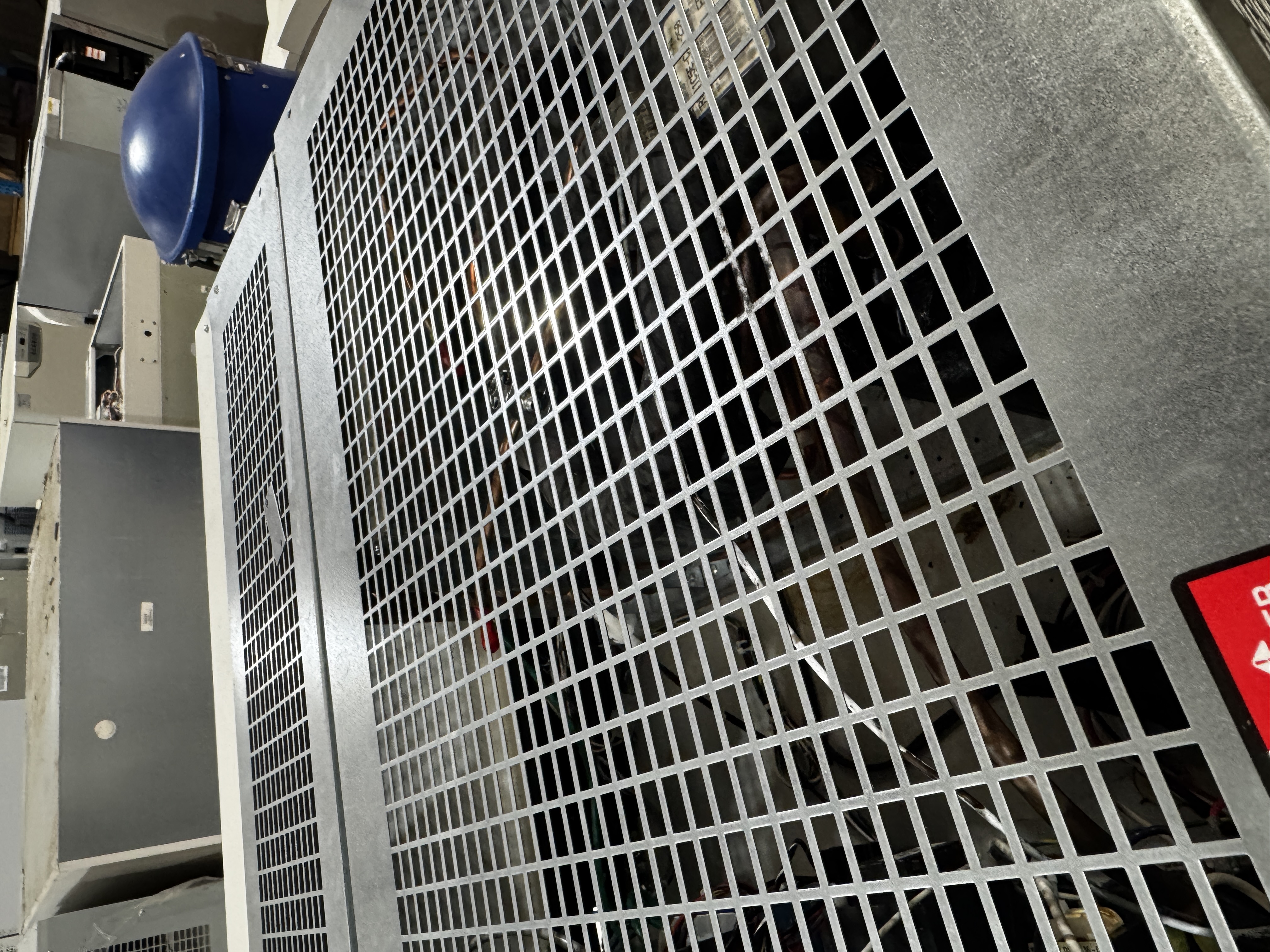 Thermo Scientific UGL2320A19 -20C Freezer thumbnail 5