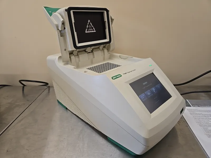 Bio-Rad T100 Thermal Cycler with 96 - well, x 0.2 ml PCR Block thumbnail 9