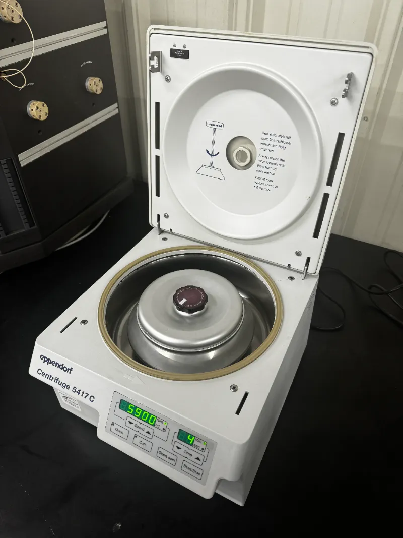 Eppendorf 5417C Microcentrifuge thumbnail 3