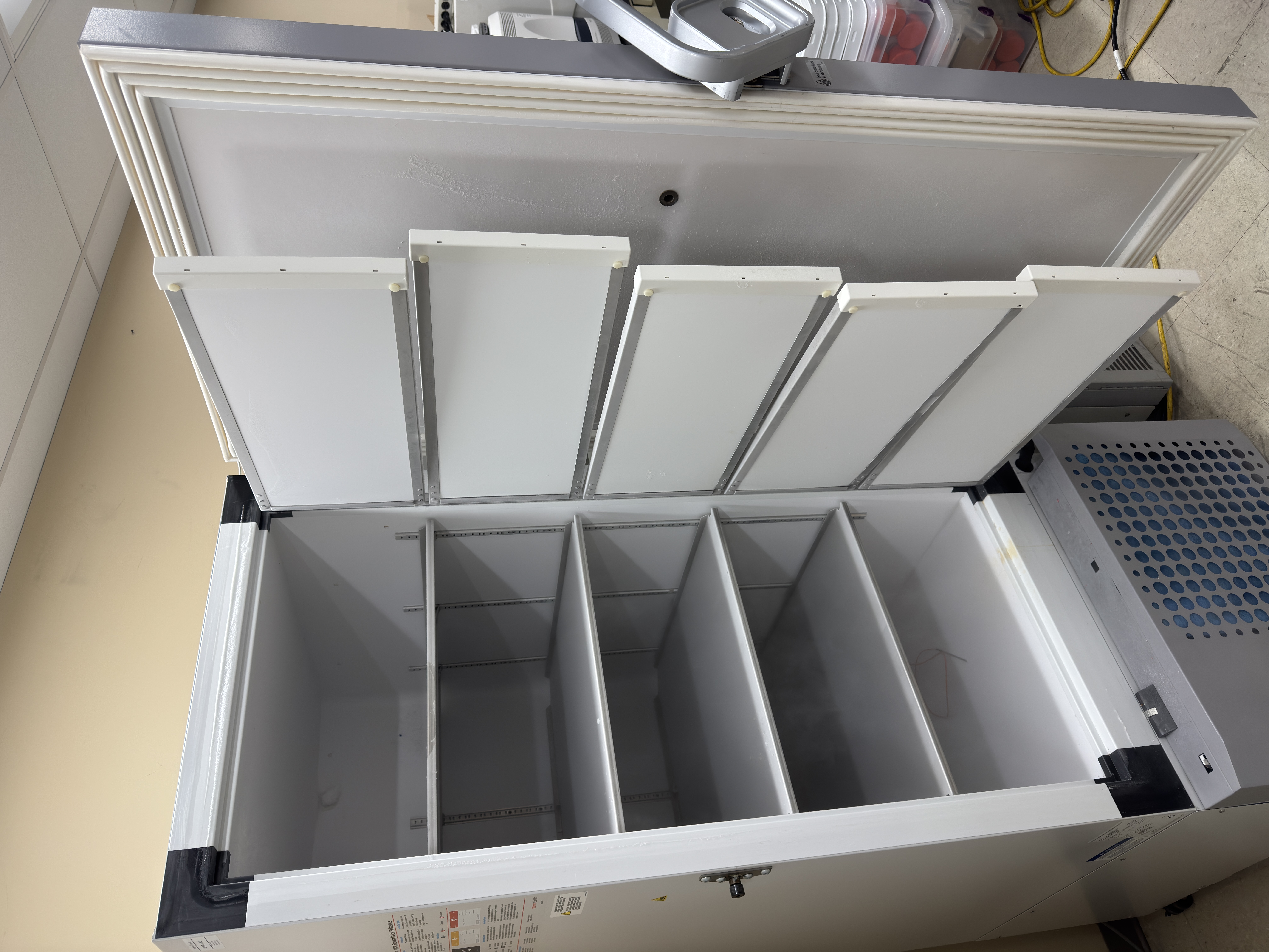 Thermo Scientific RLE40086D -86°C Ultra-Low Temperature Upright Freezer, 19.4 CU FT ,208/230V thumbnail 9