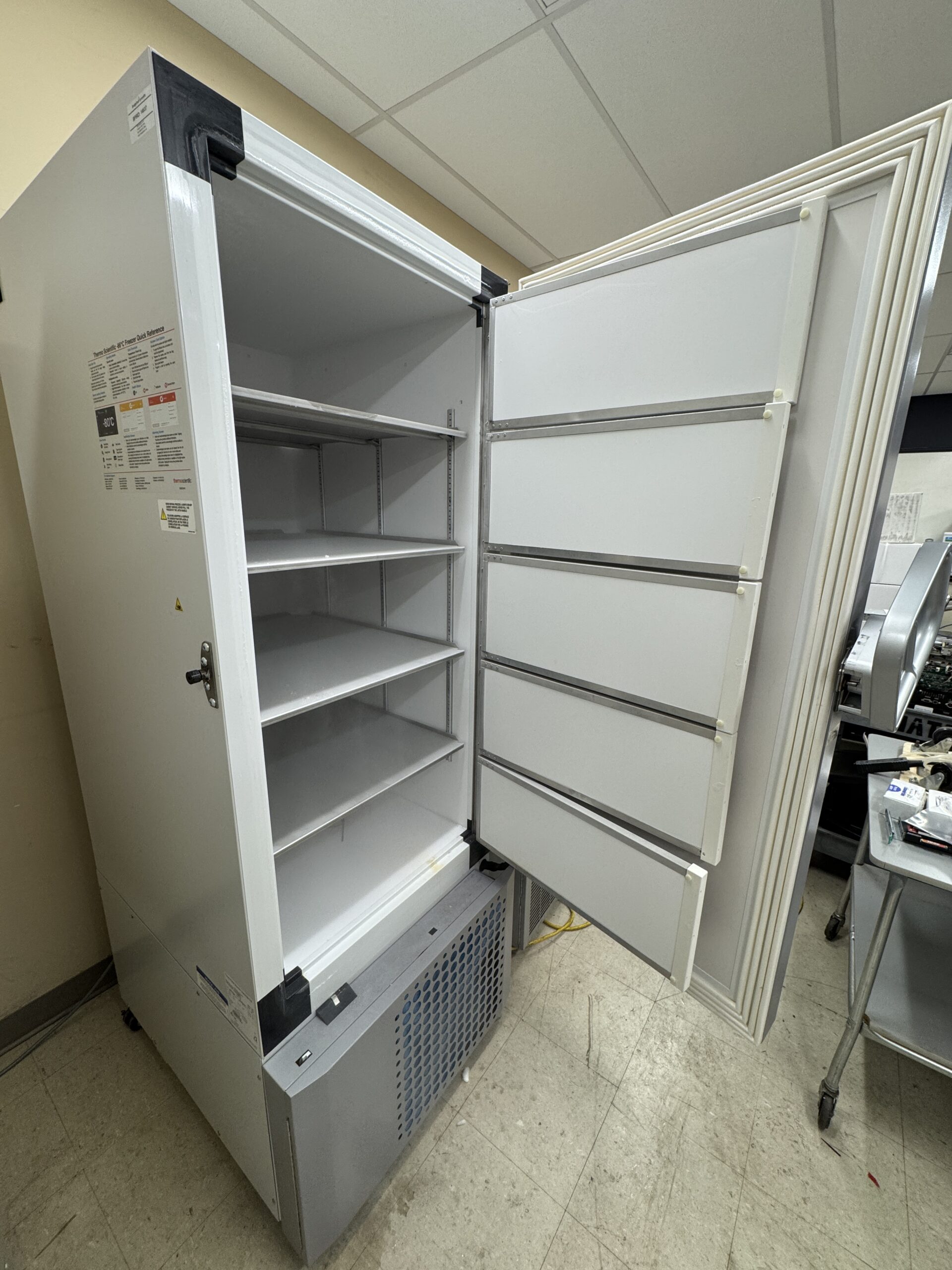 Thermo Scientific RLE40086D -86°C Ultra-Low Temperature Upright Freezer, 19.4 CU FT ,208/230V thumbnail 8