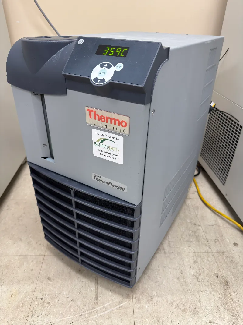 Thermo Scientific ThermoFlex 900 Recirculating Chiller thumbnail 4